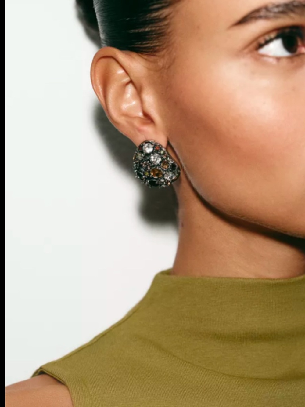 NWT Zara Jeweled Button Earrings